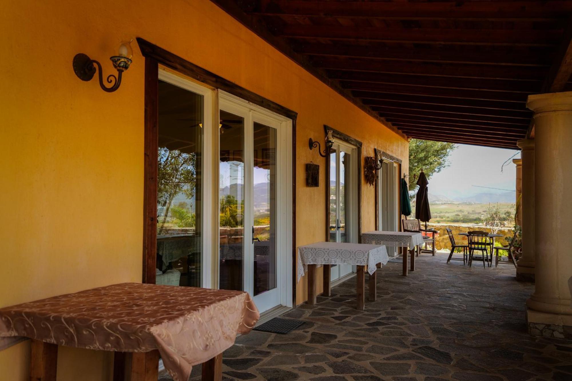 Bed and Breakfast Quinta Estrella Вальє-де-Гуадалупе Екстер'єр фото