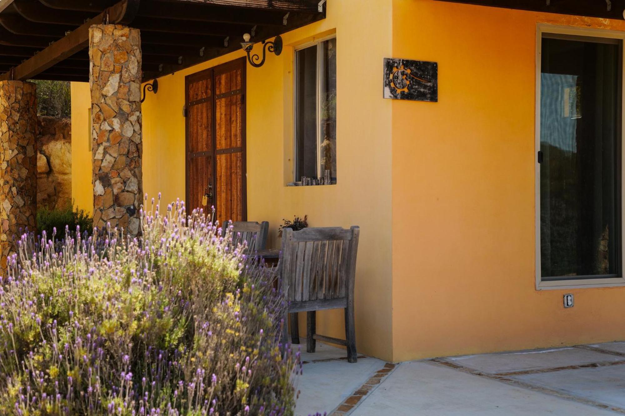 Bed and Breakfast Quinta Estrella Вальє-де-Гуадалупе Екстер'єр фото